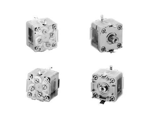 PVC-2LXT-L5,-2LXT-LD5 無跟蹤、AM/FM2頻帶、AM窄頻帶用